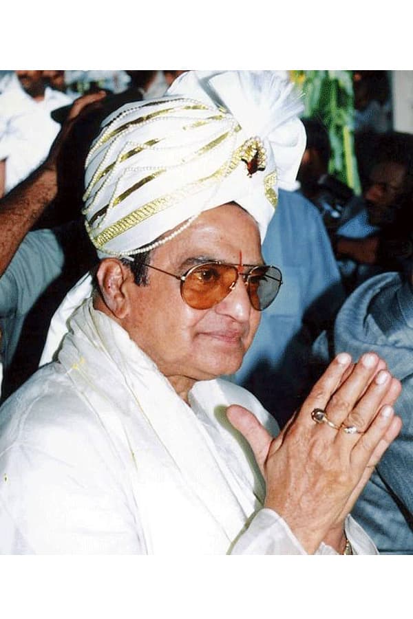 ఎన్టీఆర్‌కు భారత రత్న ఇవ్వాలంటూ మహానాడులో ఏకగ్రీవ తీర్మానం.. టీడీపీ కీలక డిమాండ్